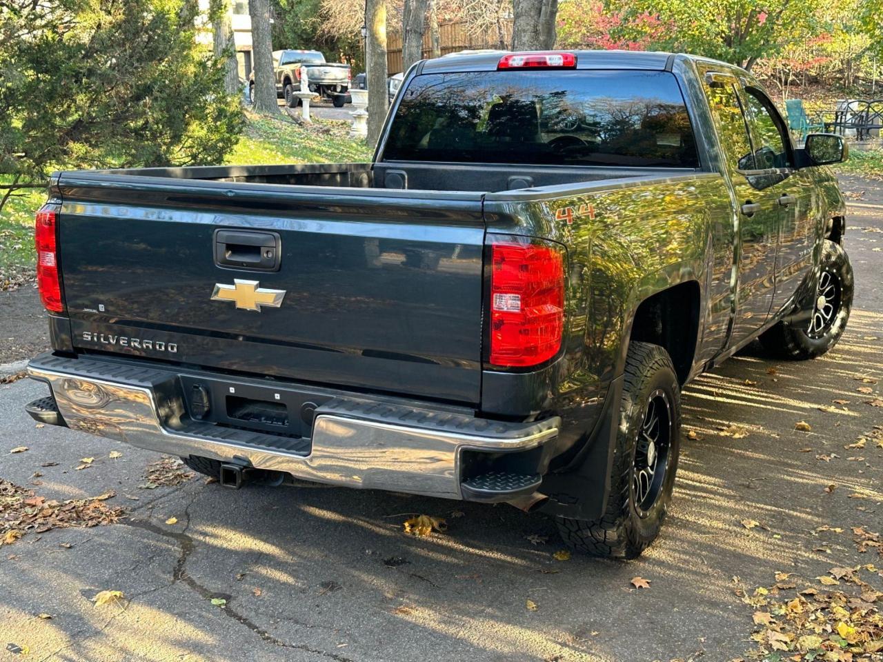 2017 Chevrolet Silverado 1500  - Photo #2