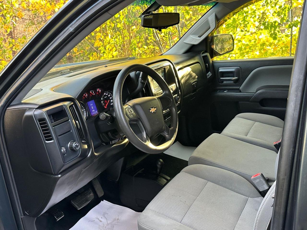 2017 Chevrolet Silverado 1500  - Photo #5