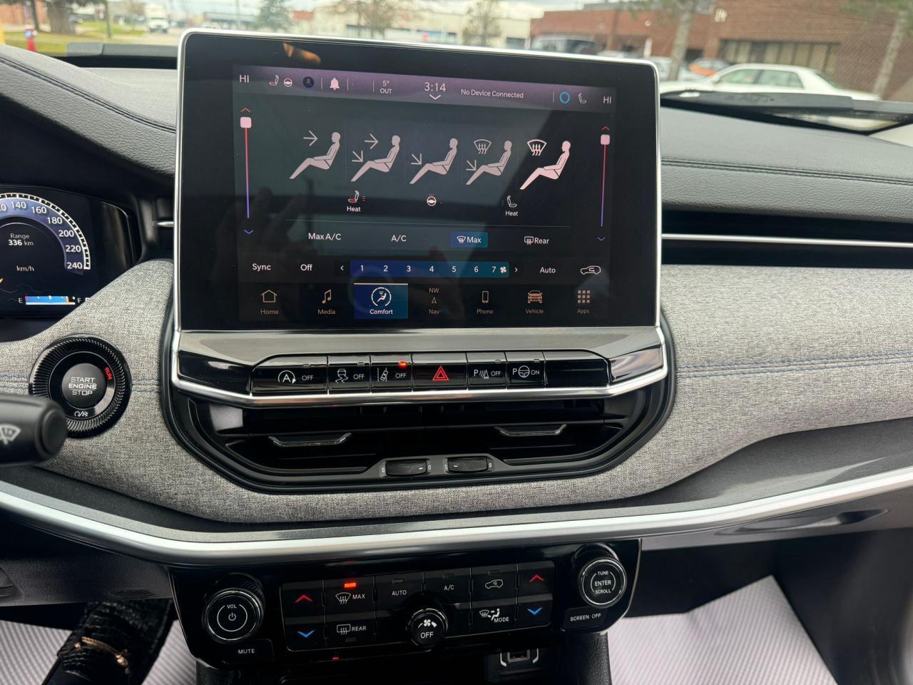2022 Jeep Compass NORTH - Photo #10