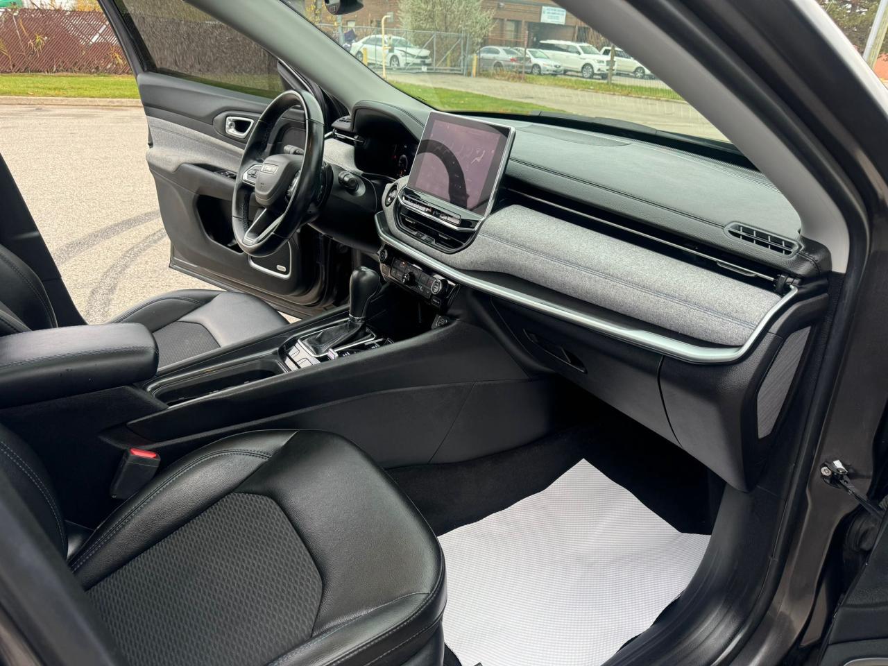 2022 Jeep Compass NORTH - Photo #20