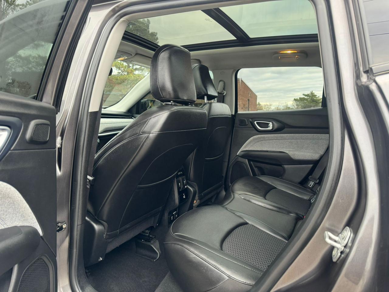 2022 Jeep Compass NORTH - Photo #22