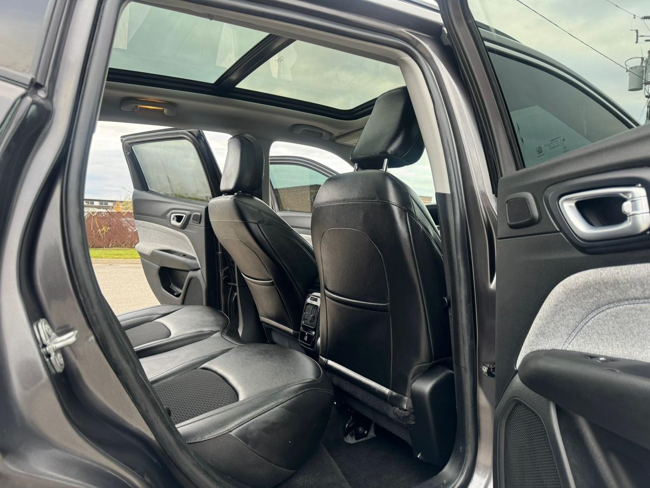 2022 Jeep Compass NORTH - Photo #21