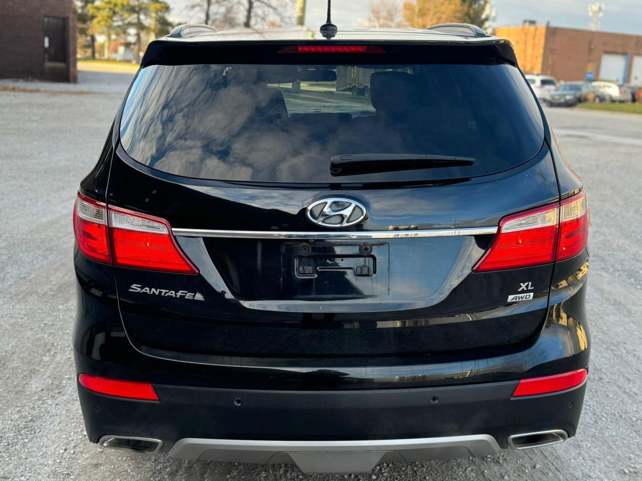 2016 Hyundai Santa Fe XL Premium - Photo #6