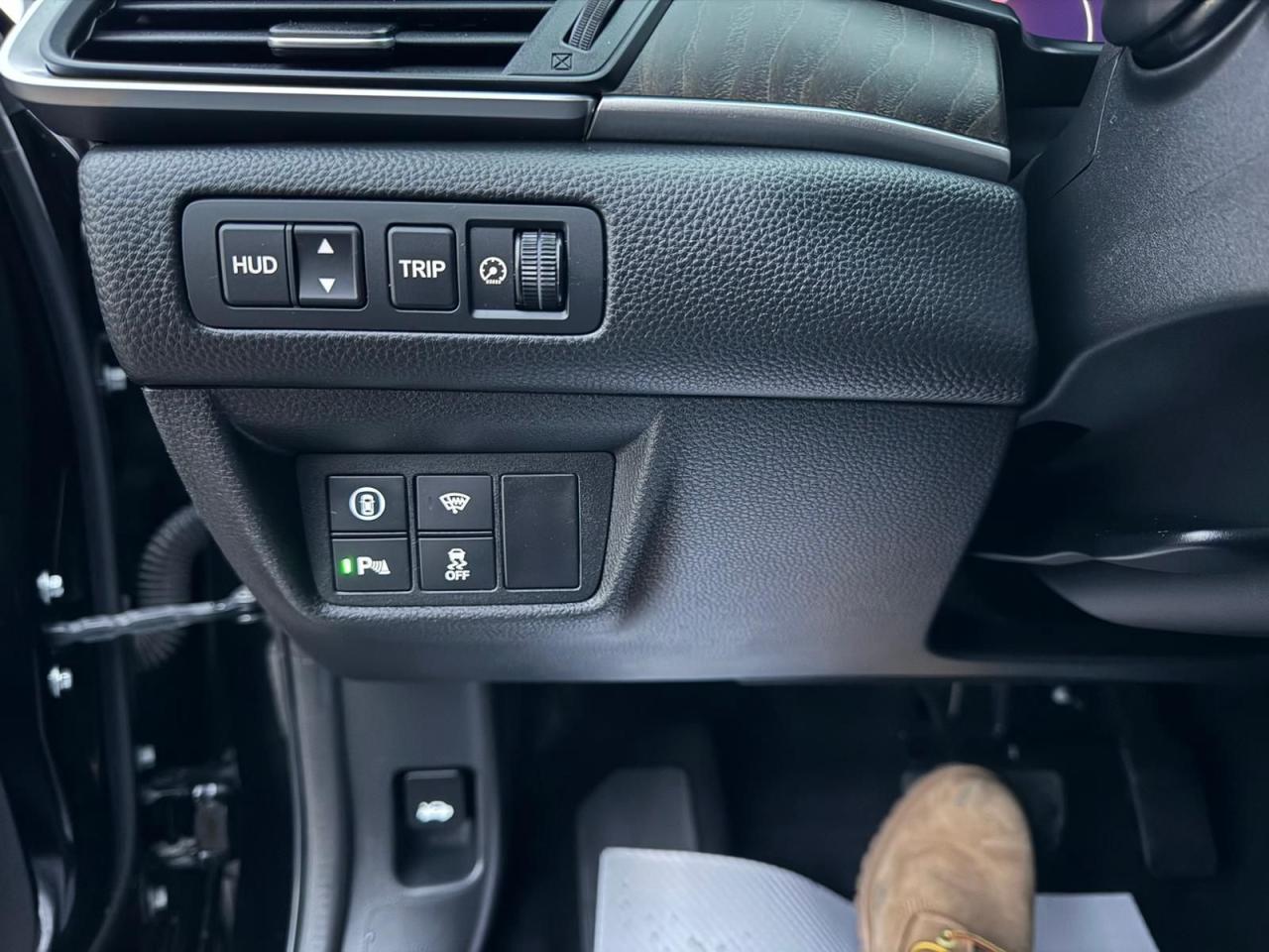 2022 Honda Accord Touring - Photo #10