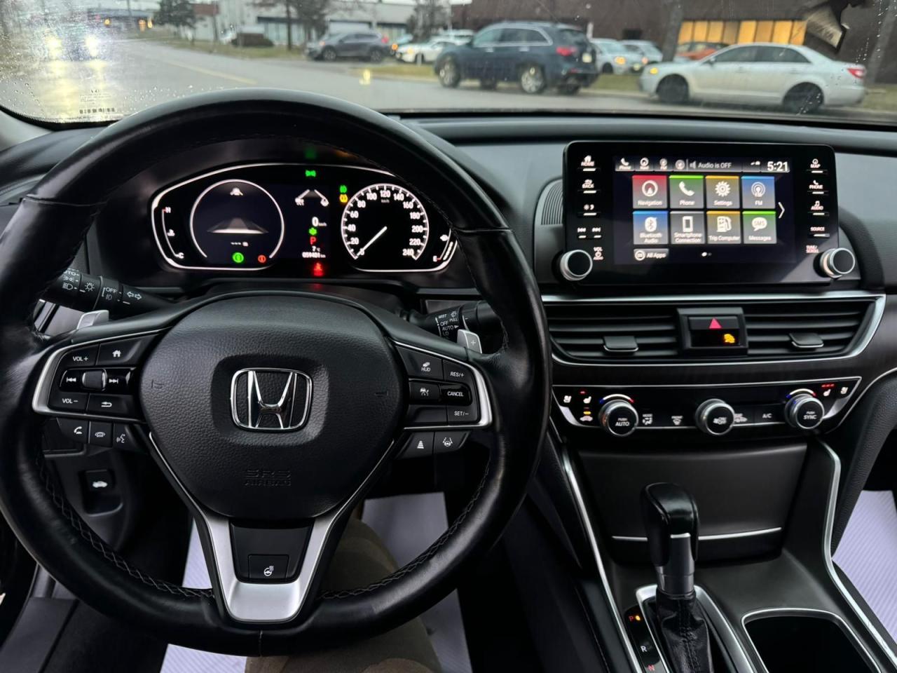 2022 Honda Accord Touring - Photo #12