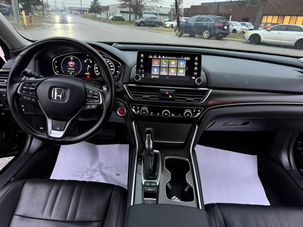 2022 Honda Accord Touring - Photo #11