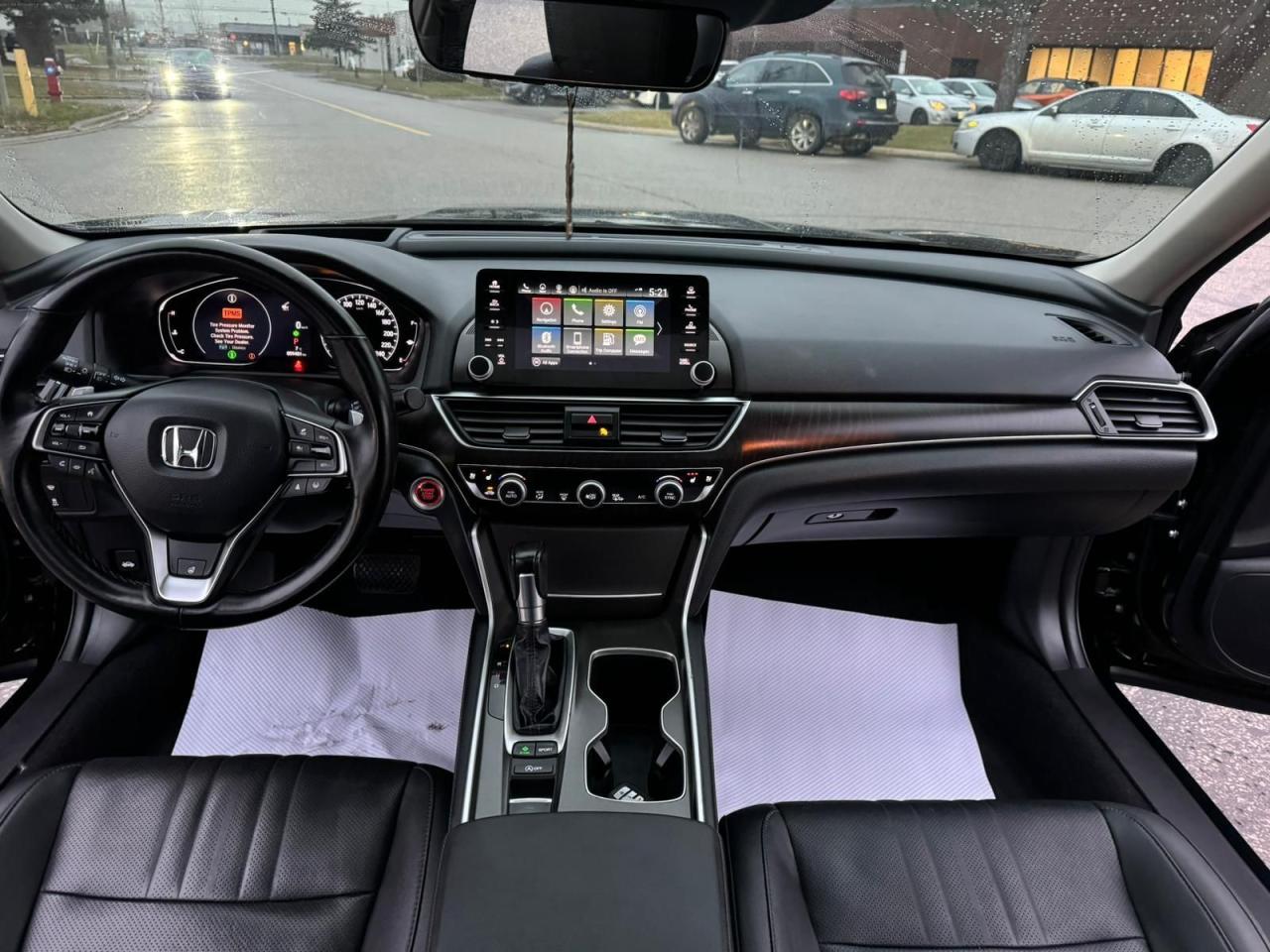 2022 Honda Accord Touring - Photo #18