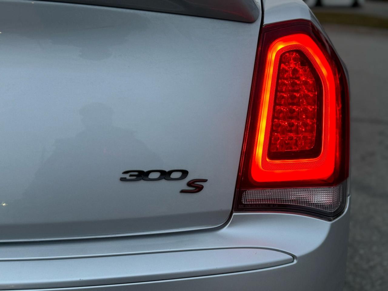 2022 Chrysler 300 300S - Photo #7