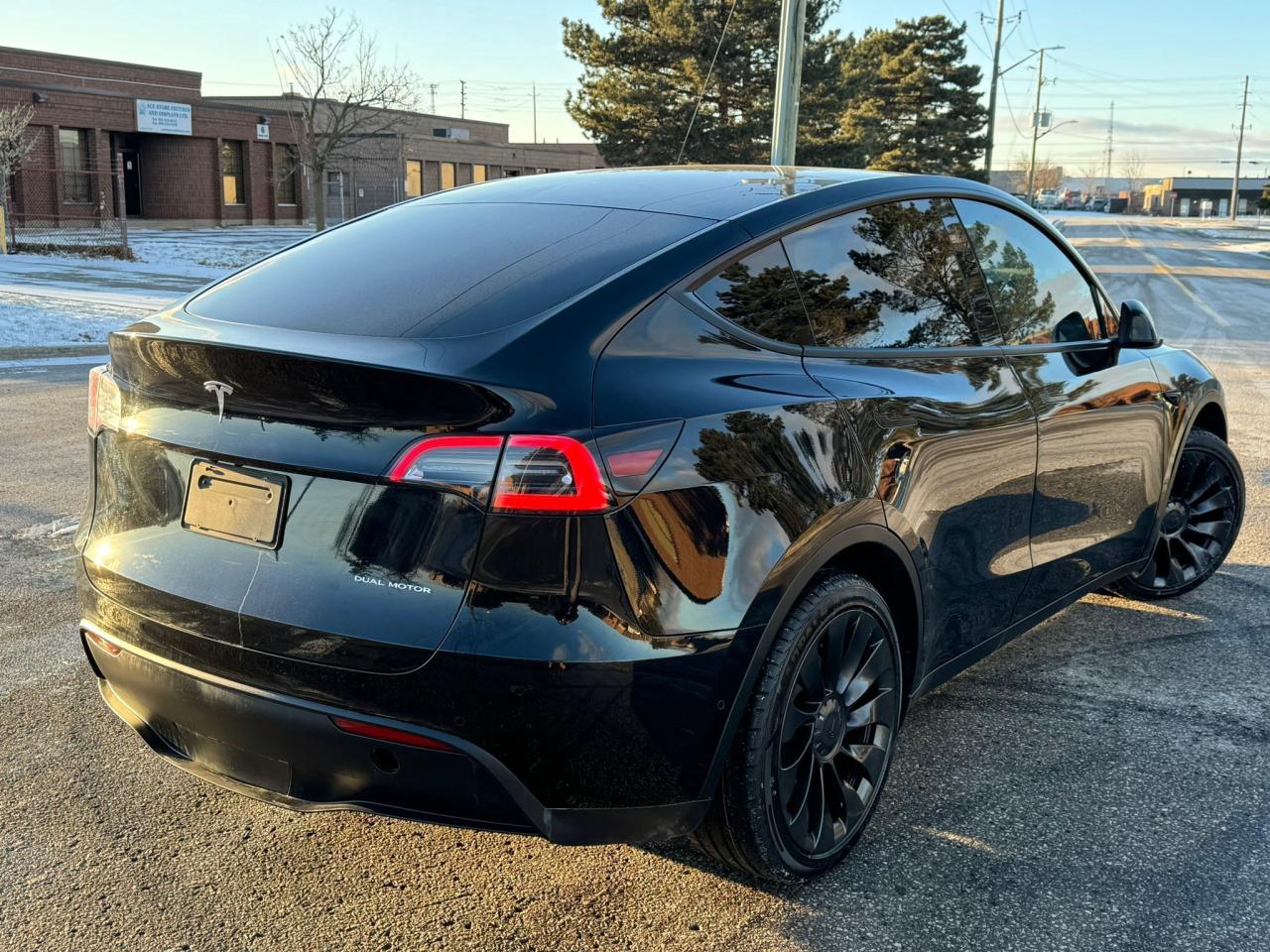 2021 Tesla Model Y LONG RANGE - Photo #7