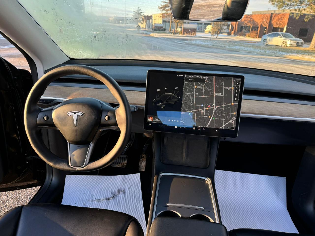 2021 Tesla Model Y LONG RANGE - Photo #16