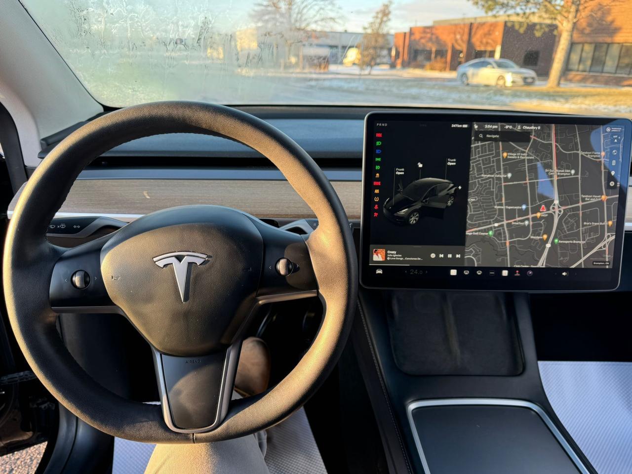 2021 Tesla Model Y LONG RANGE - Photo #17