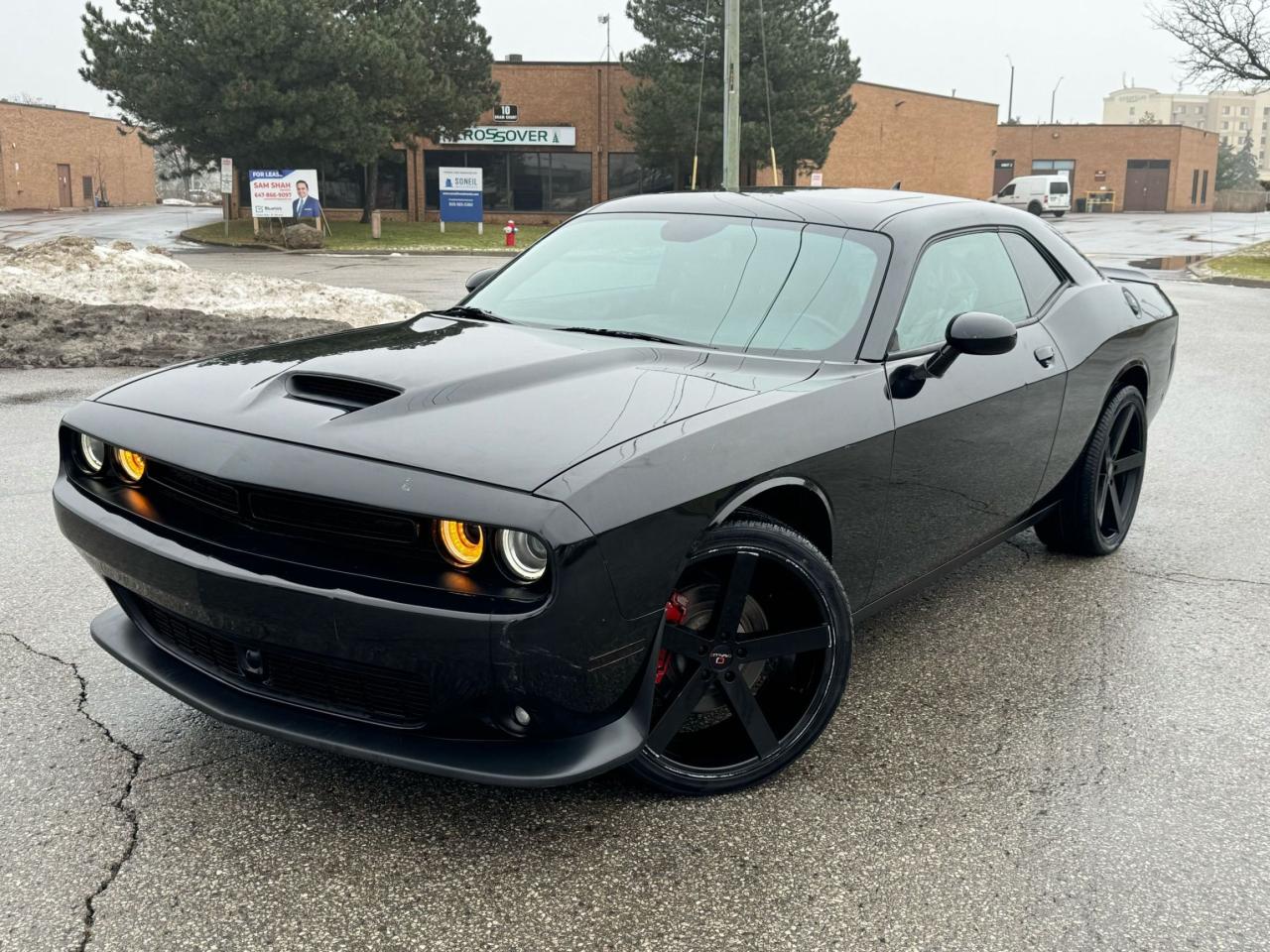 2022 Dodge Challenger GT - Photo #8