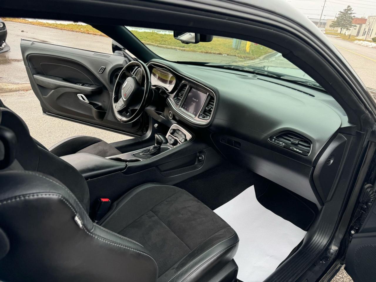 2022 Dodge Challenger GT - Photo #13
