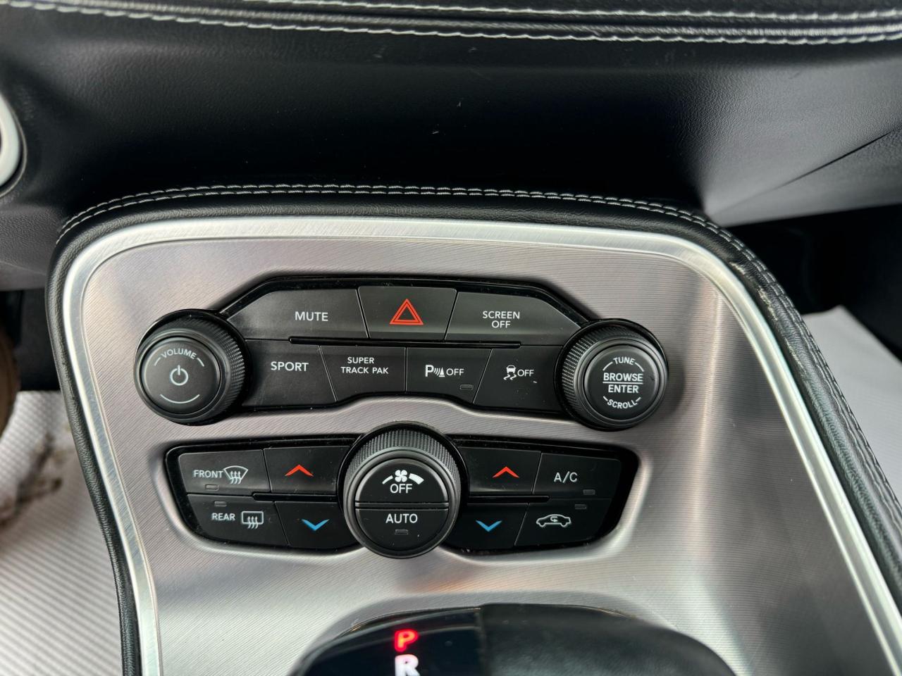 2022 Dodge Challenger GT - Photo #17