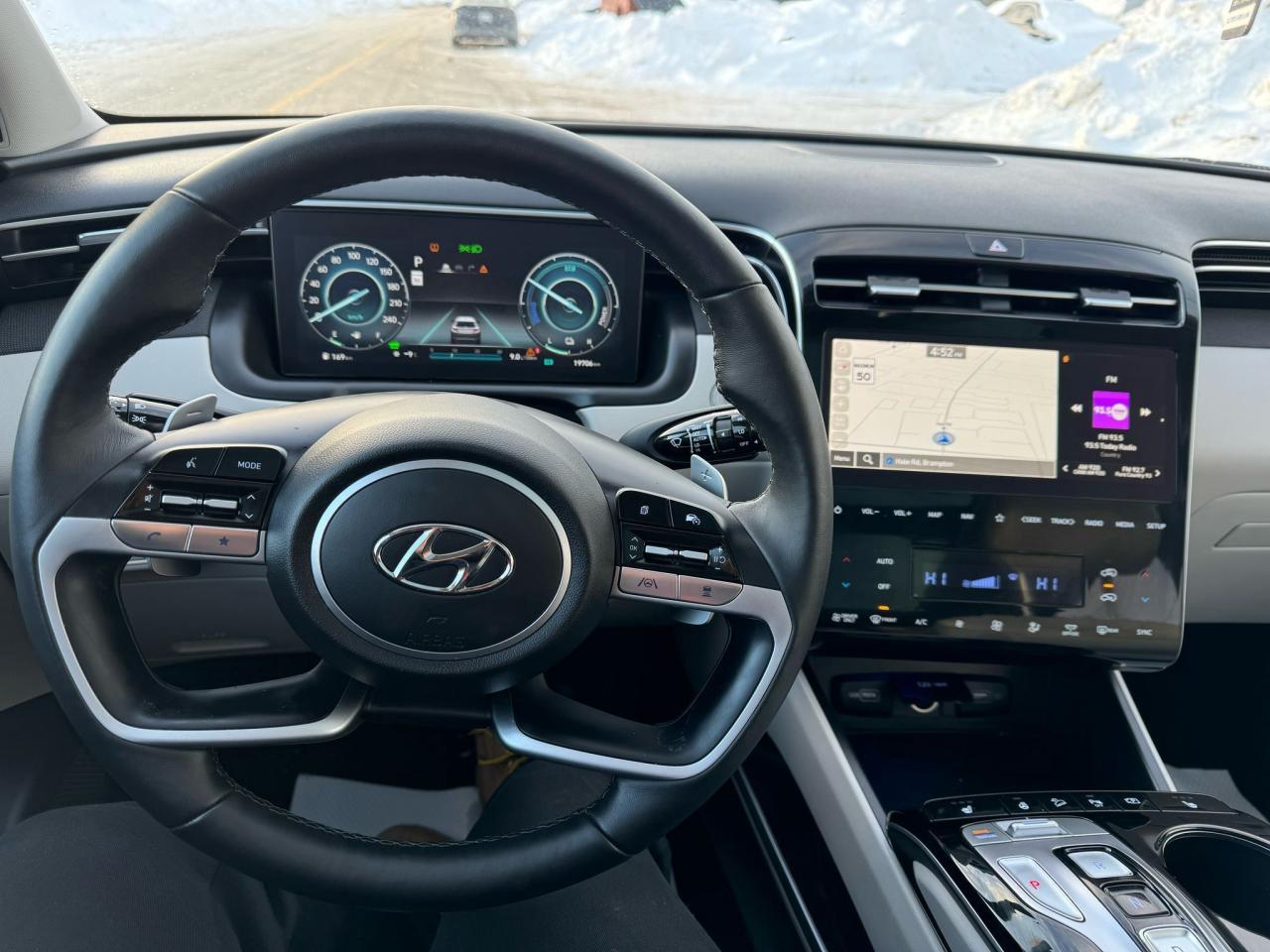 2024 Hyundai Tucson Hybrid Luxury - Photo #9