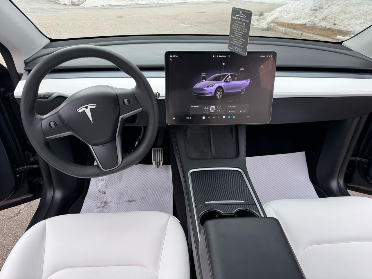 2023 Tesla Model Y LONG RANGE - Photo #18
