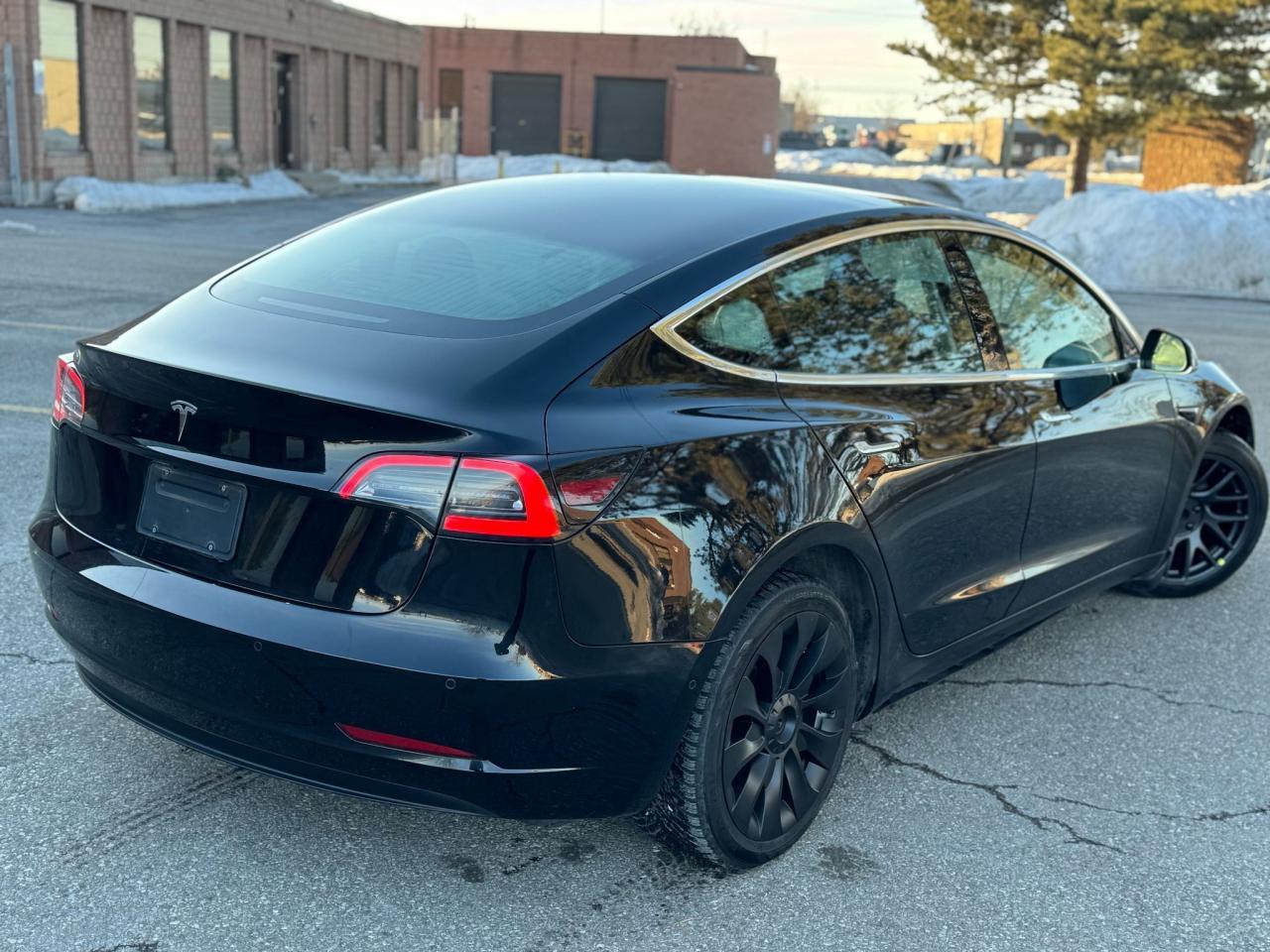 2019 Tesla Model 3 STANDARD RANGE PLUS - Photo #6