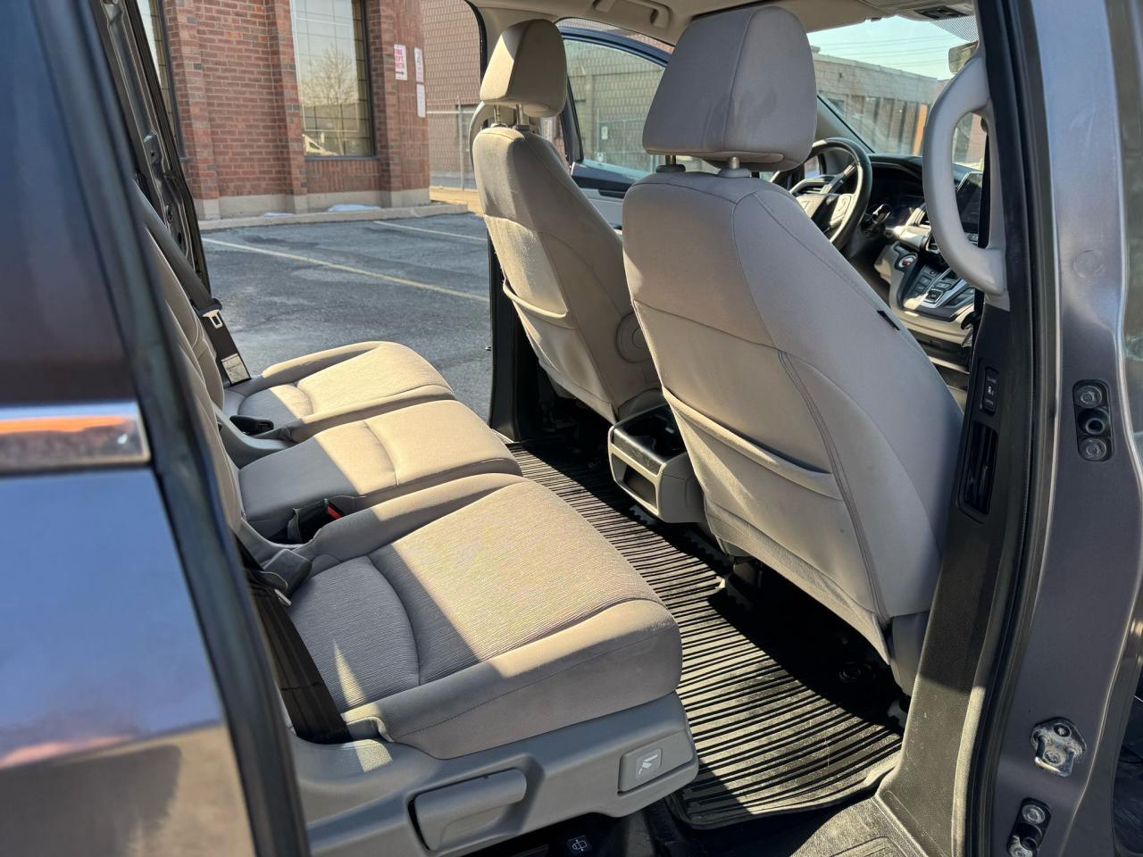 2020 Honda Odyssey EX - Photo #15