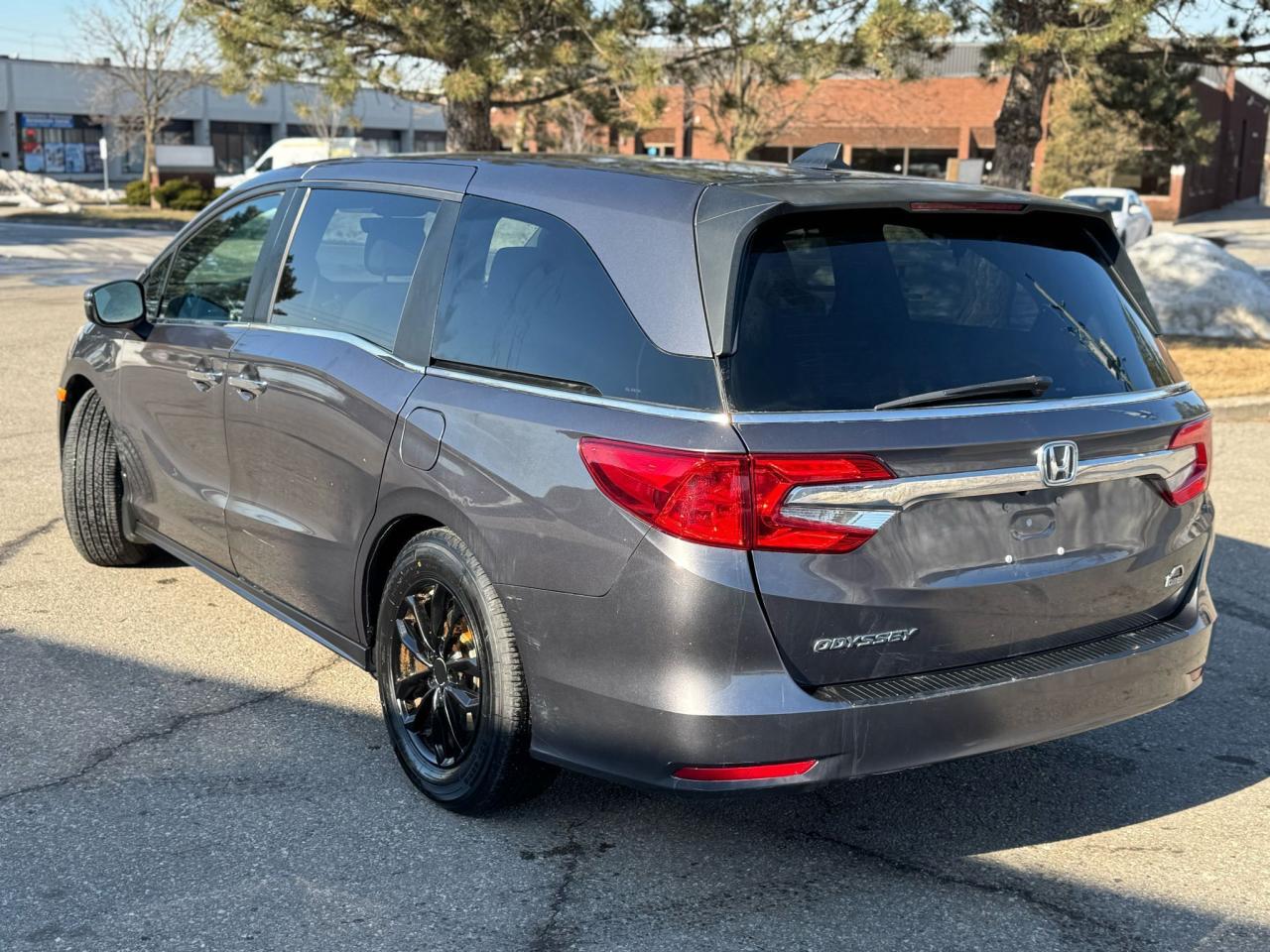 2020 Honda Odyssey EX - Photo #6