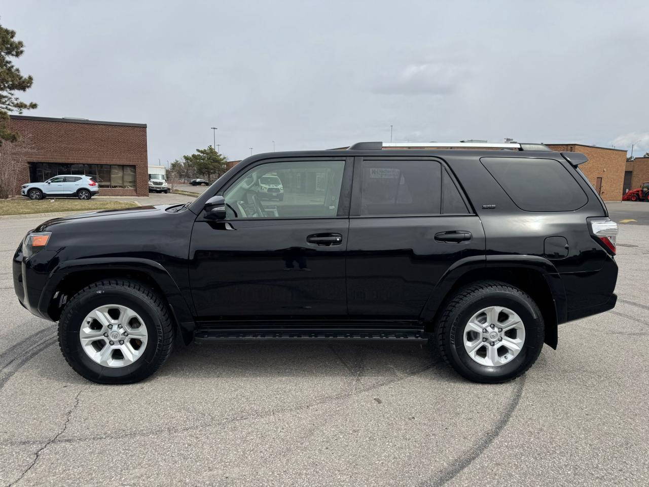 2023 Toyota 4Runner  - Photo #6