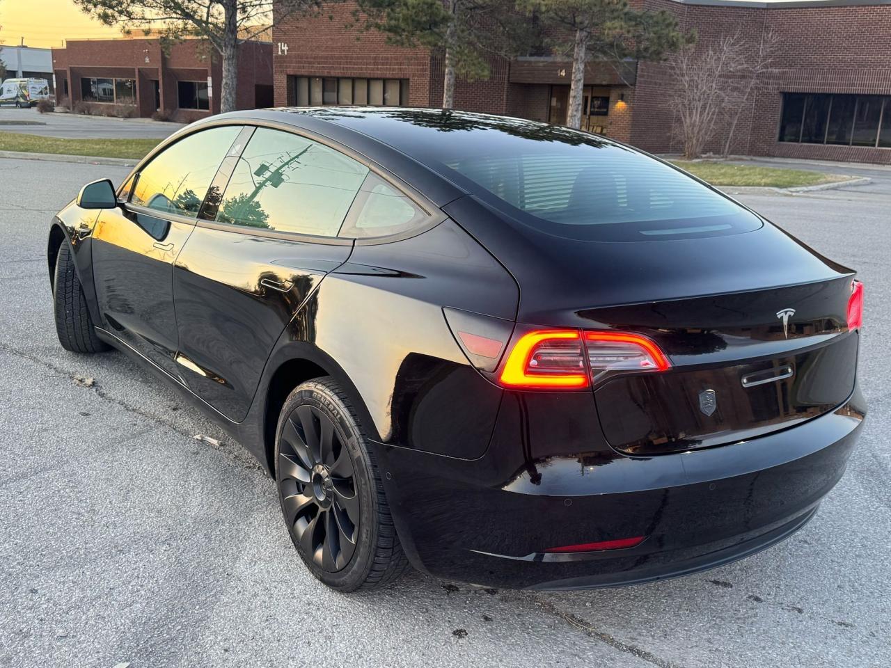 2022 Tesla Model 3 Standard Range - Photo #7