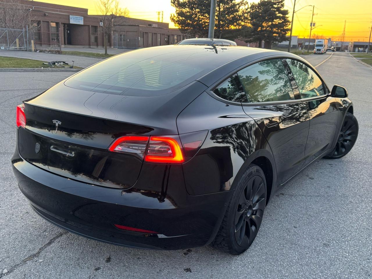 2022 Tesla Model 3 Standard Range - Photo #6