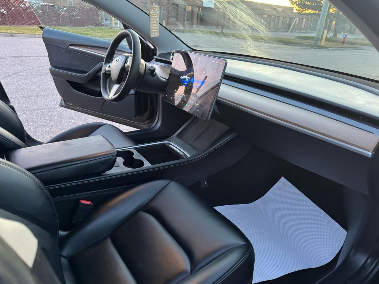 2022 Tesla Model 3 Standard Range - Photo #20