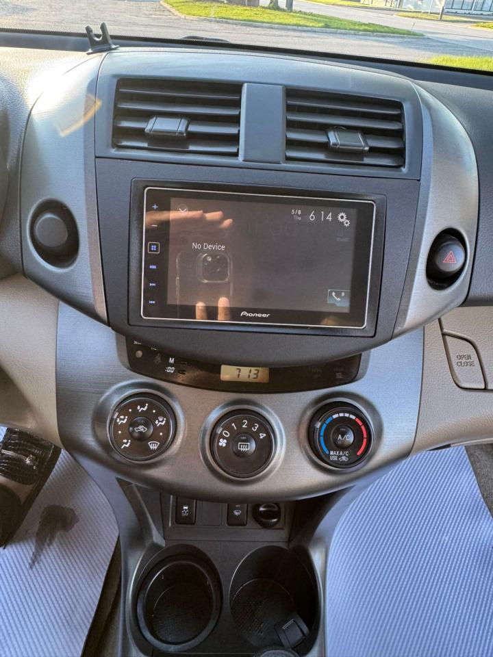 2011 Toyota RAV4 BASE - Photo #13