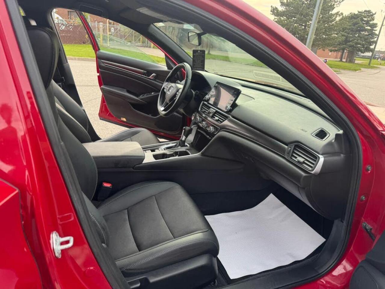 2021 Honda Accord SE - Photo #12
