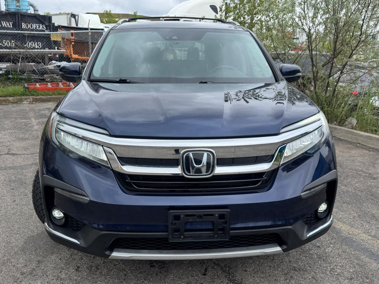 2021 Honda Pilot TOURING 8-PASSENGER - Photo #2