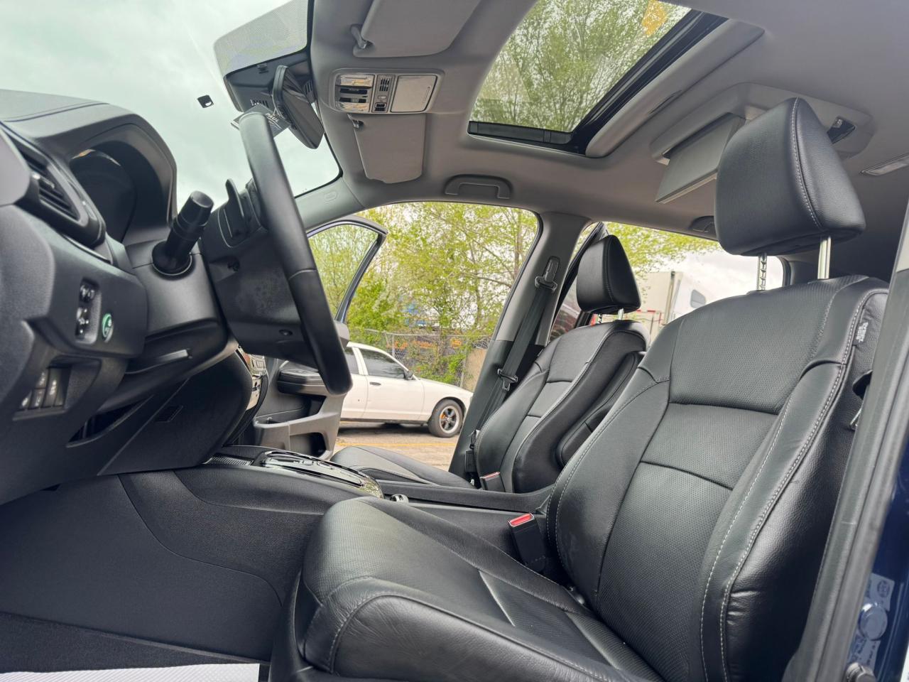 2021 Honda Pilot TOURING 8-PASSENGER - Photo #17