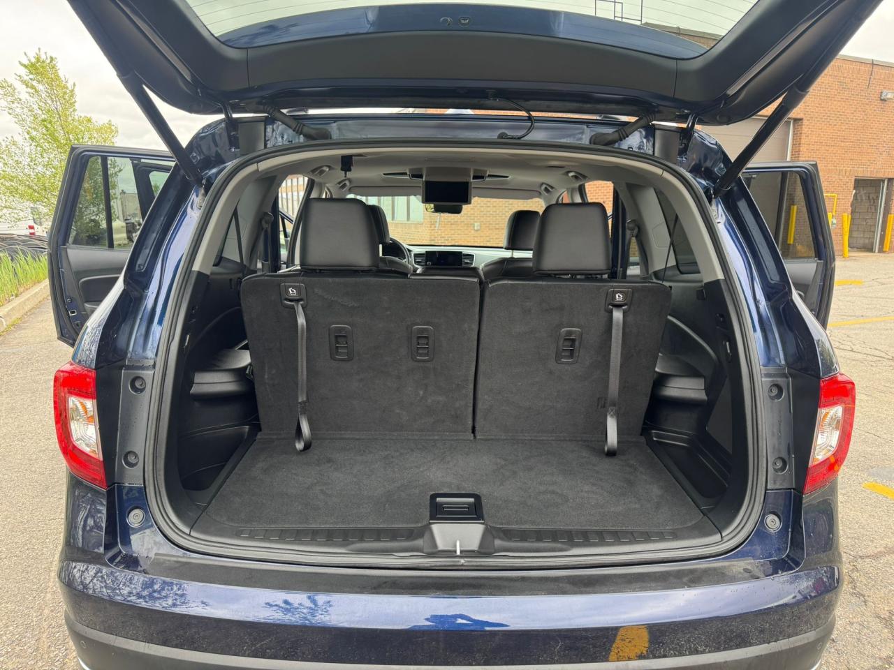 2021 Honda Pilot TOURING 8-PASSENGER - Photo #22