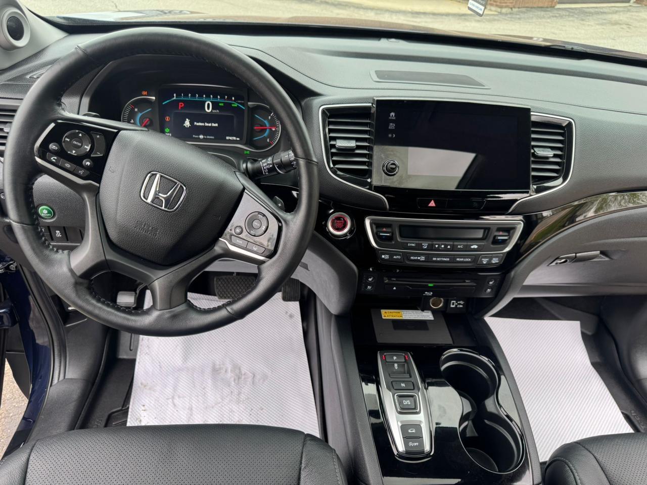 2021 Honda Pilot TOURING 8-PASSENGER - Photo #15