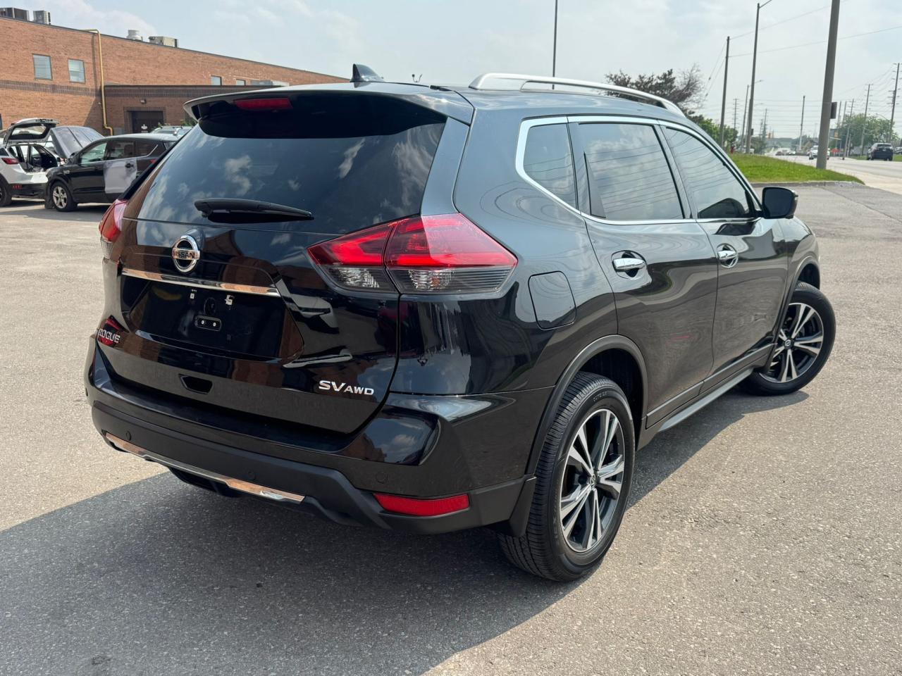 2020 Nissan Rogue SV - Photo #7