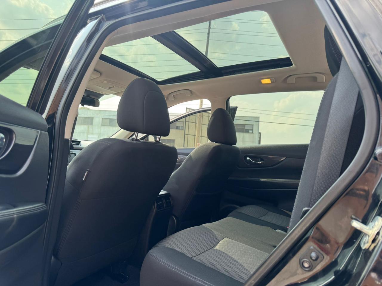 2020 Nissan Rogue SV - Photo #21
