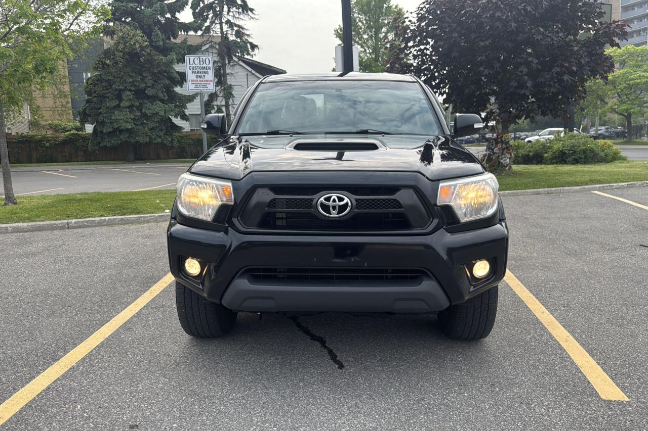 2014 Toyota Tacoma  - Photo #8