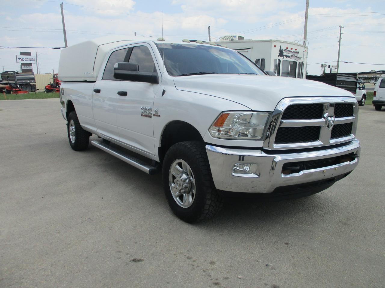 2016 RAM 2500 SLT - Photo #3