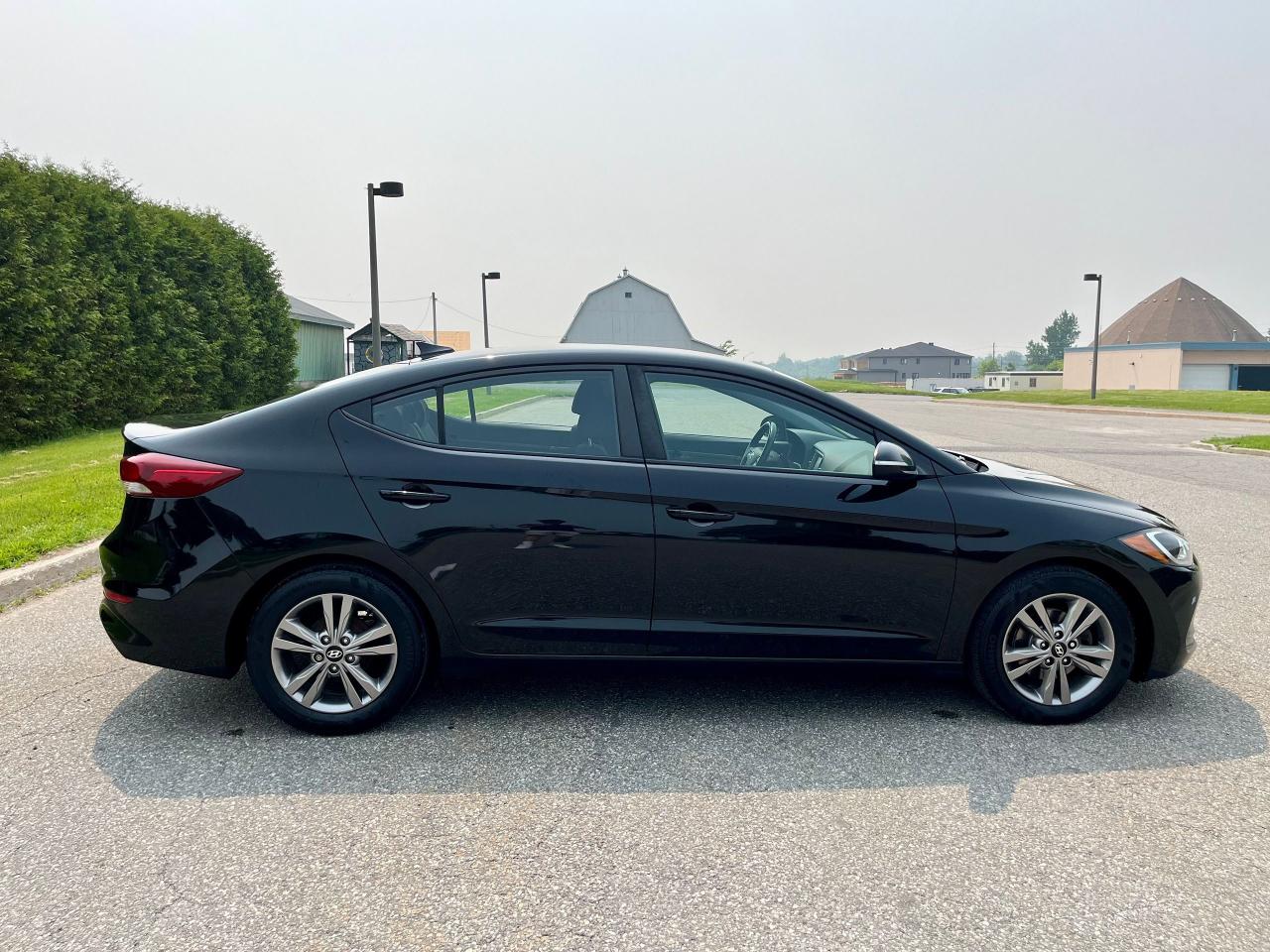 2018 Hyundai Elantra No Accidents / Certified - Photo #10