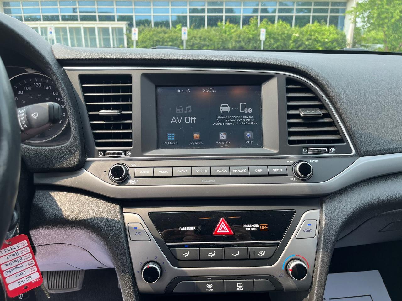 2018 Hyundai Elantra No Accidents / Certified - Photo #11