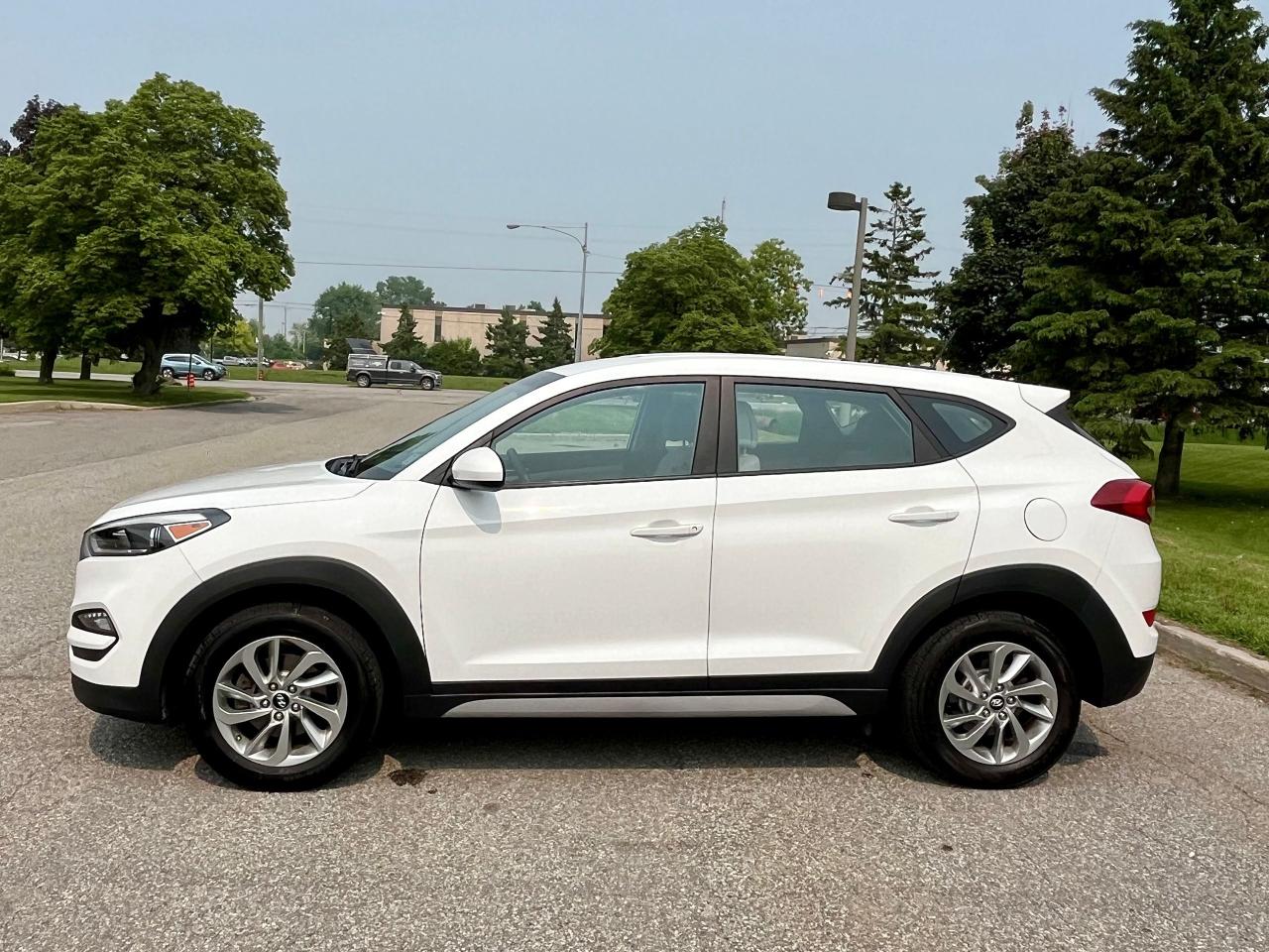 2017 Hyundai Tucson AWD/ No Accidents / Certified - Photo #4