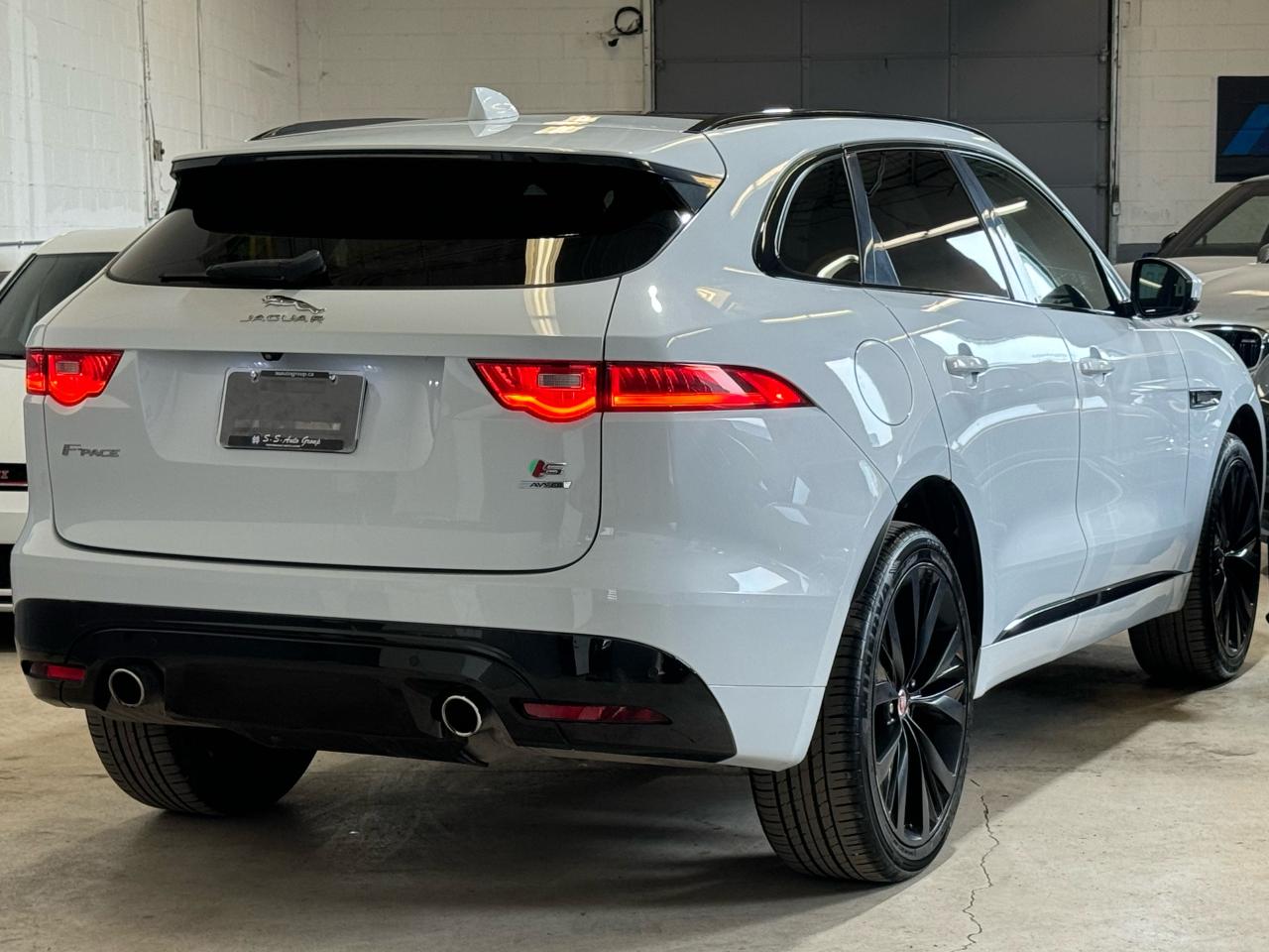 2018 Jaguar F-PACE S|NAV|360CAM|BSM|LKA|PANO|ACC|HUD|CARPLAY| - Photo #4
