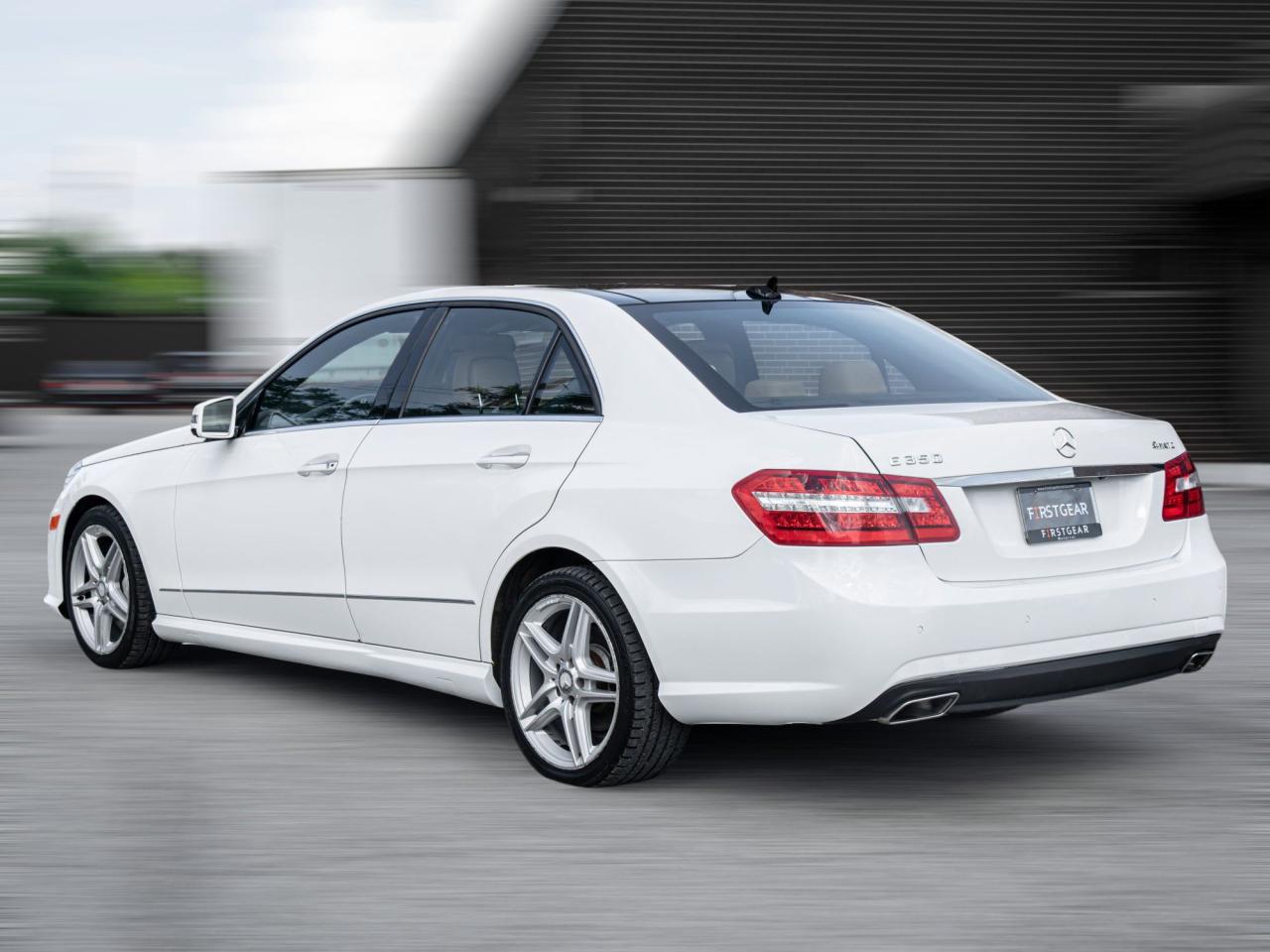 2013 Mercedes-Benz E-Class E 350 4MATIC|LOADED|NO ACCIDENT|ONE OWNER Photo4