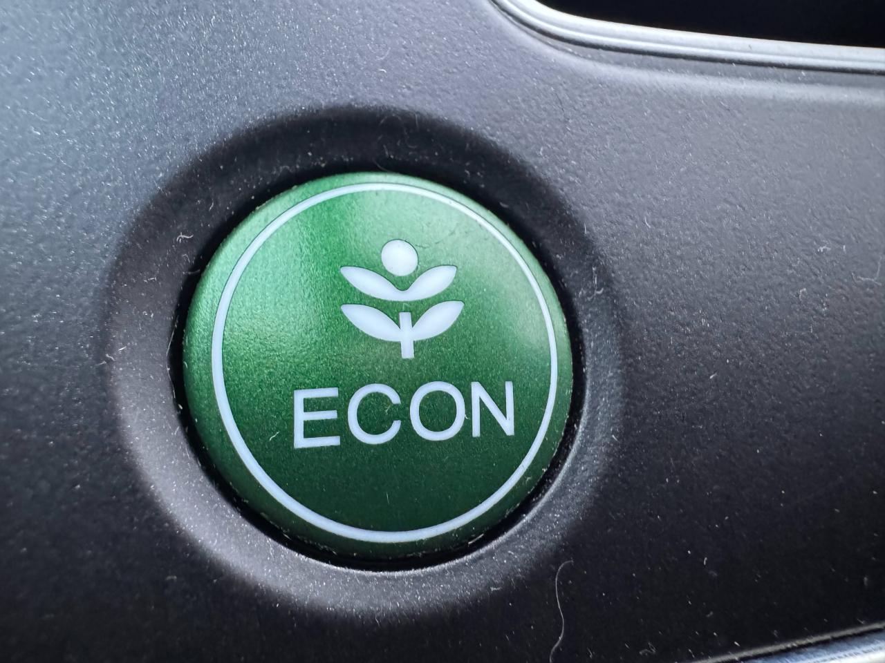 2015 Honda Civic 2dr Man LX - Photo #19
