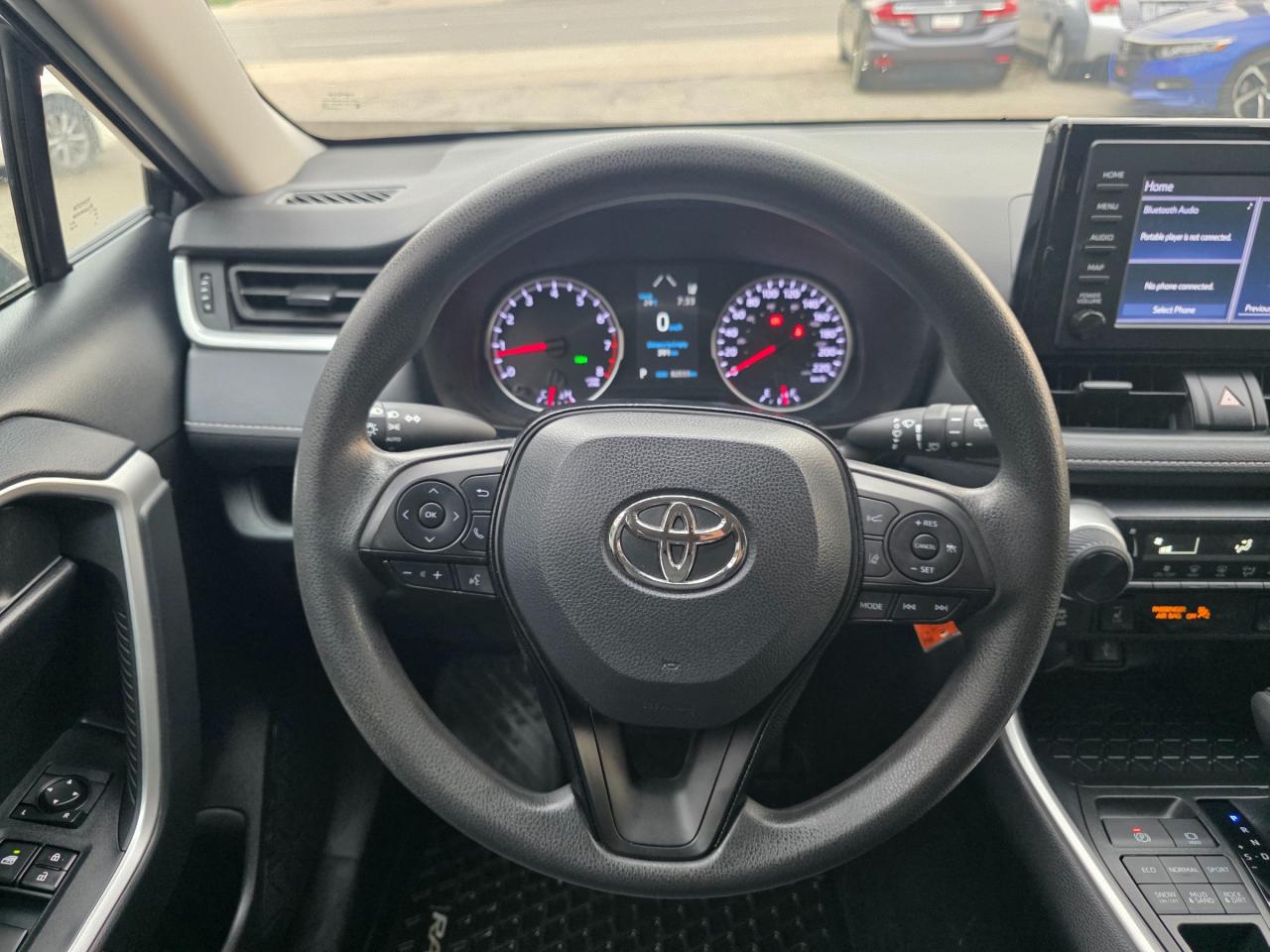 2020 Toyota RAV4 LE AWD | ONE OWNER | ACCIDENT FREE Photo