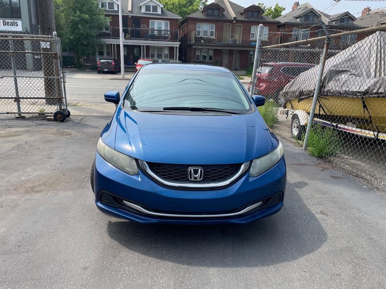 2015 Honda Civic LX *BACKUP CAMERA, REMOTE START, HEATED SEATS* - Photo #2