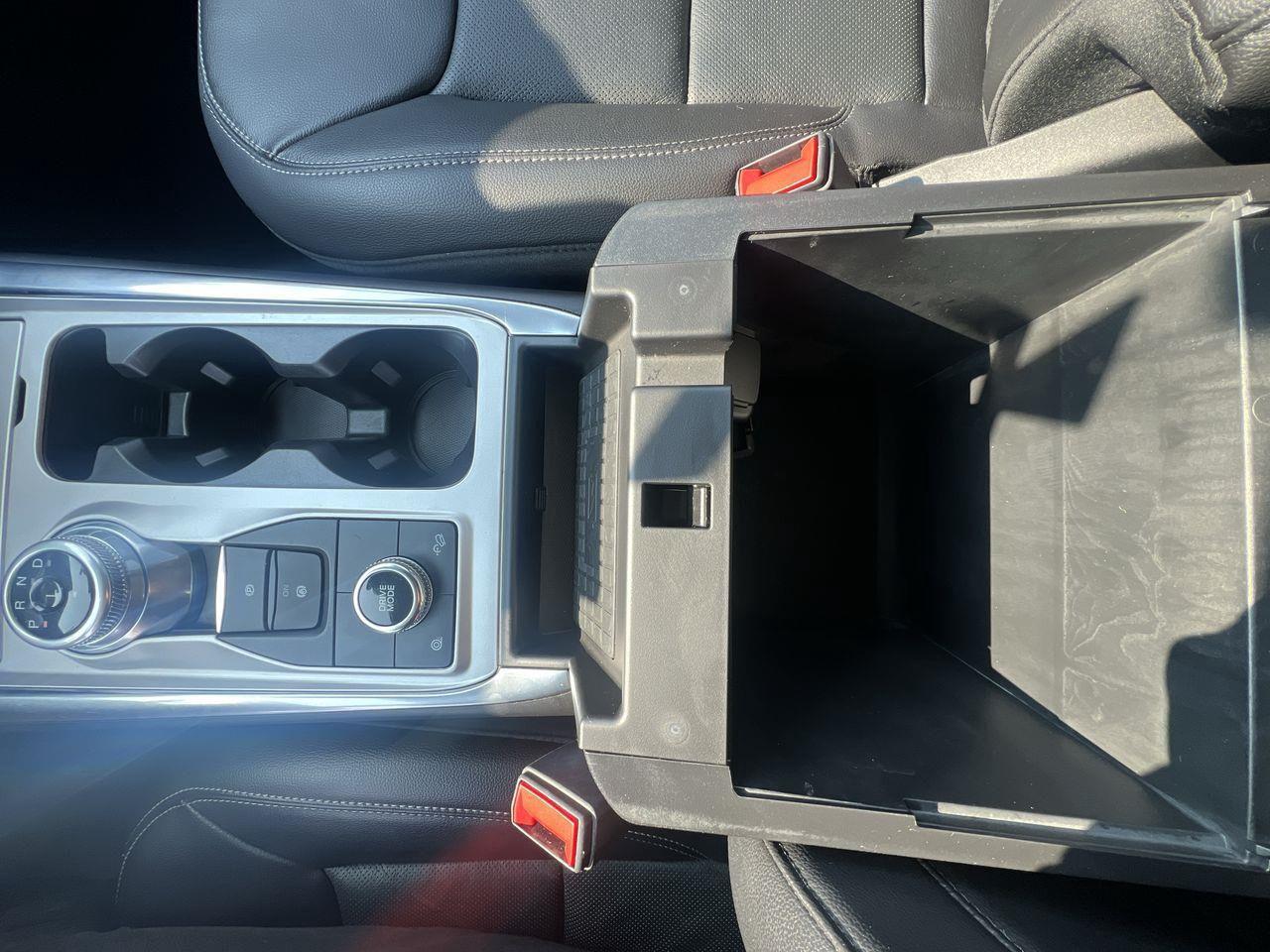 12615772