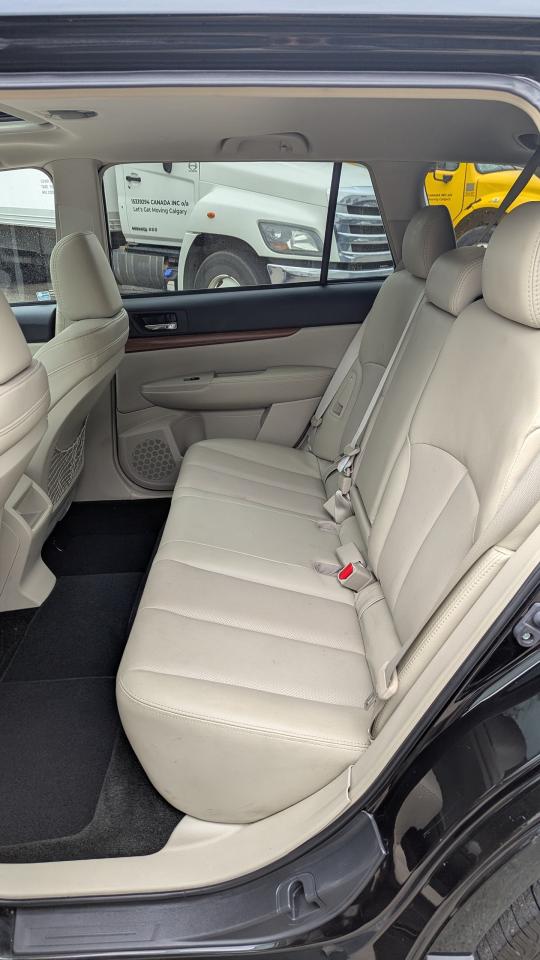 2013 Subaru Outback 2.5i w/Limited Pkg - Photo #10