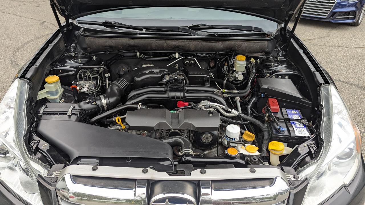 2013 Subaru Outback 2.5i w/Limited Pkg - Photo #12