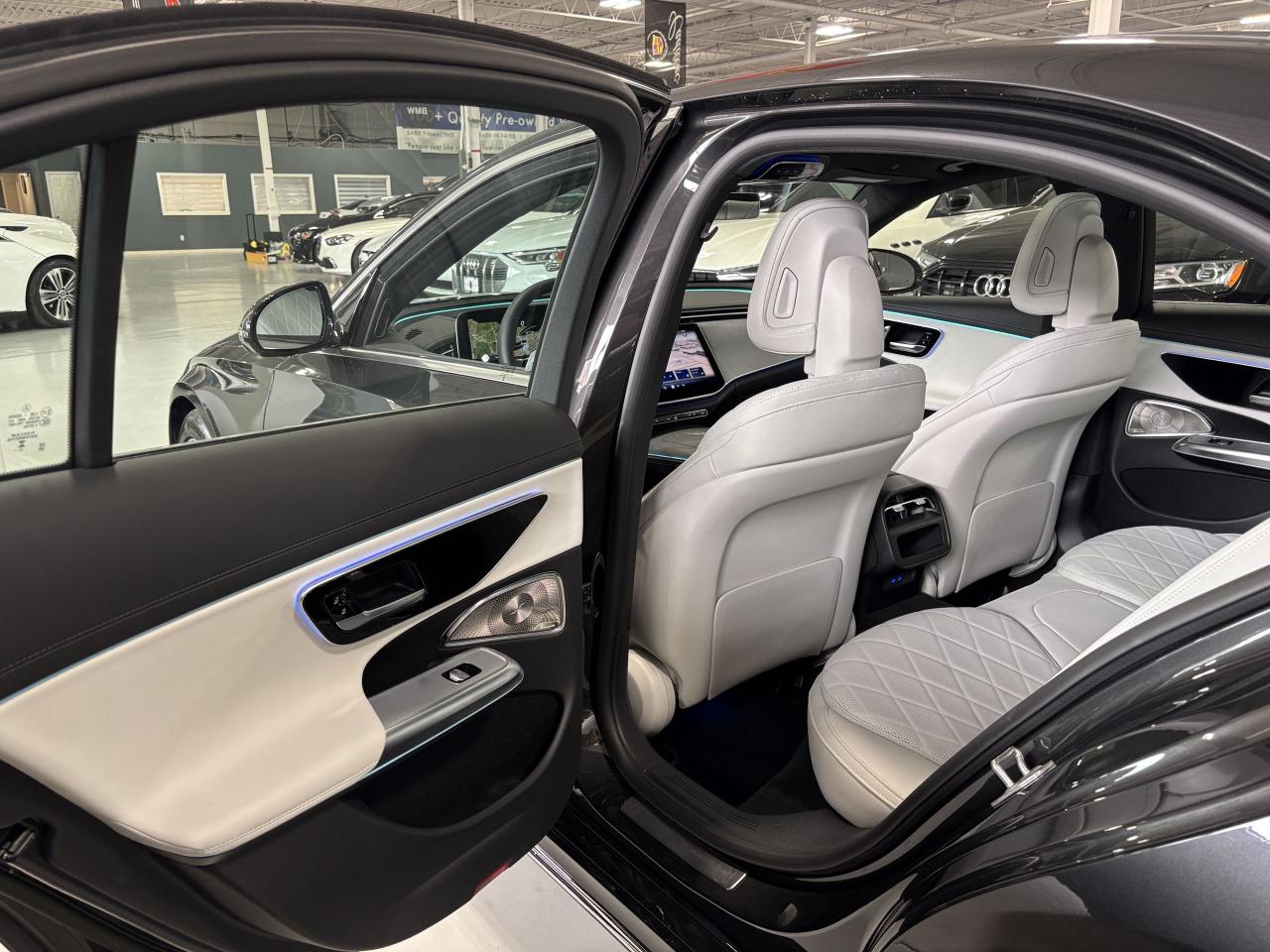 2024 Mercedes-Benz E-Class E350|4MATIC|NAV|BURMESTER|WHITELEATHER|AMBIENT|HUD - Photo #12