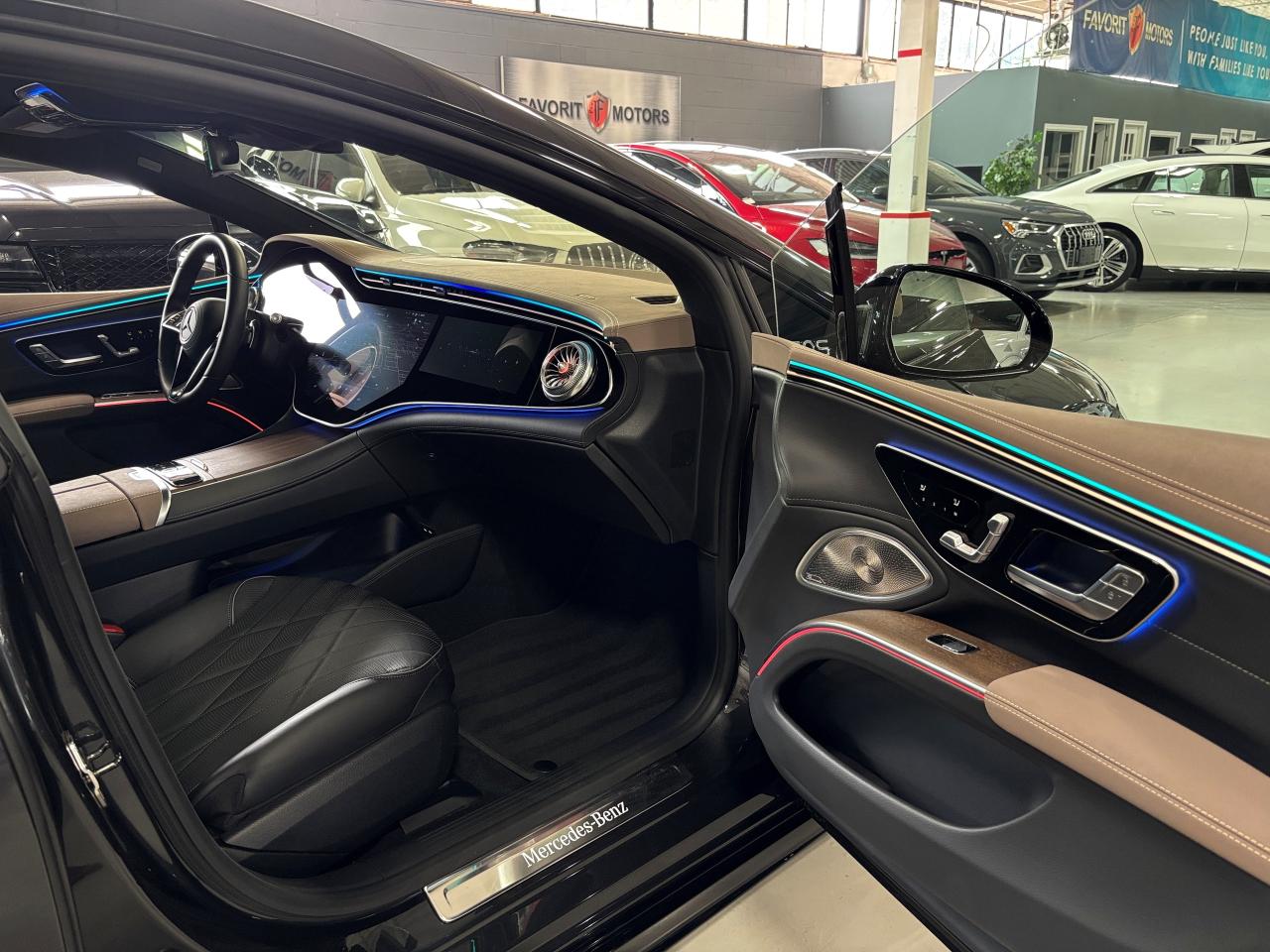 2023 Mercedes-Benz E-Class EQS580|4MATIC|SEDAN|NO LUX TAX|MASSAGE|HUD|3DCAM|+ - Photo #18
